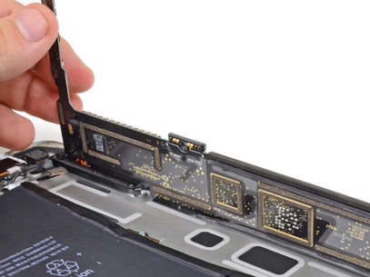 Ремонт материнской платы iPad Air 4