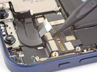 Ремонт материнской платы iPhone 12 mini