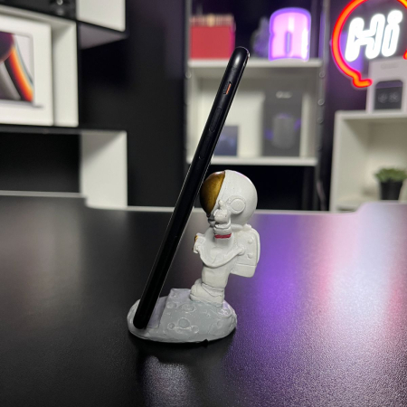 Trade in Apple iPhone SE (2020) 128Gb Black IMEI: 9302