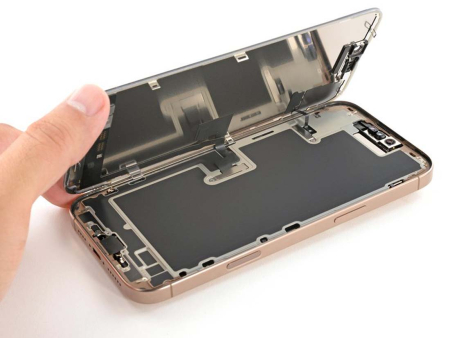 Восстановление после попадания влаги iPhone 16 Pro Max