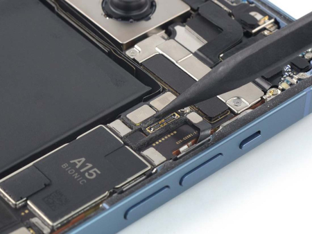 Замена верхнего шлейфа iPhone 14 Plus (боковые кнопки)